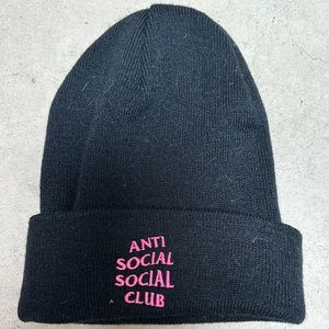 ANTI SOCIAL SOCIAL CLUB BEANIE